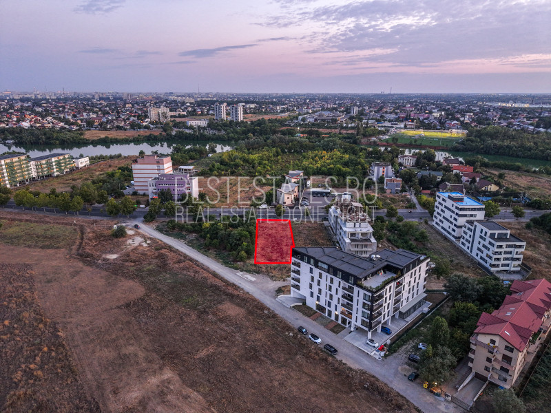 Teren la 1km de metrou coeficienti urbanistici excelenti