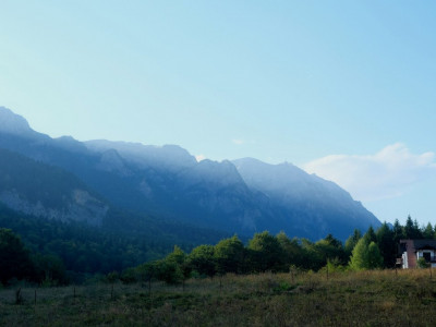 VANZARE TEREN INTRAVILAN SINAIA-CUMPATU Strada Zamora-9.801 mp