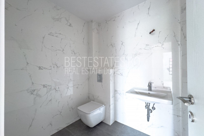 Apartament 4 camere cu terasa si curte in Pipera - Iancu Nicolae