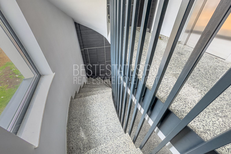 Apartament spectaculos cu 4 camere și terasă de 97 mp – Ultimul etaj, Pipera