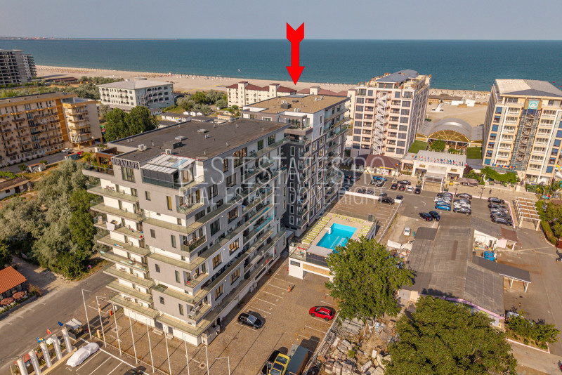 Apartament cu vedere dubla – mare si lac – in inima statiunii Mamaia
