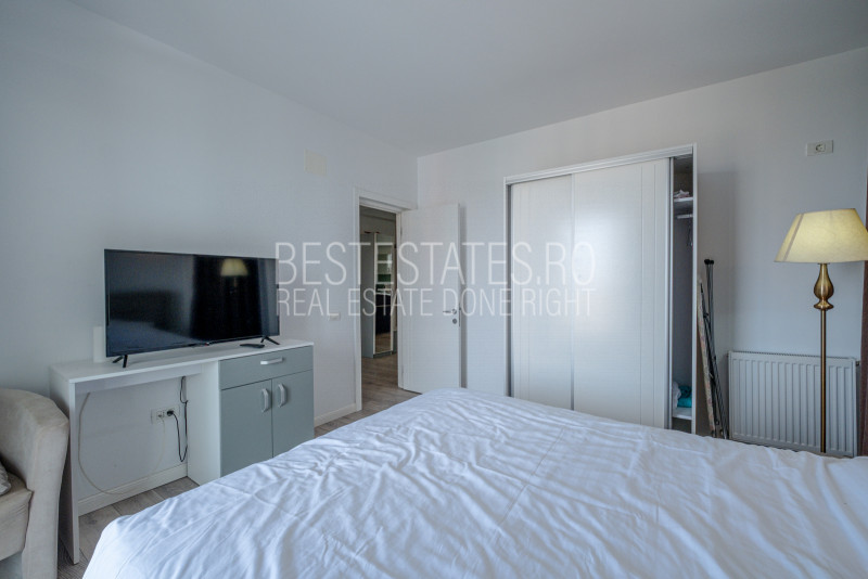 Apartament cu vedere dubla – mare si lac – in inima statiunii Mamaia