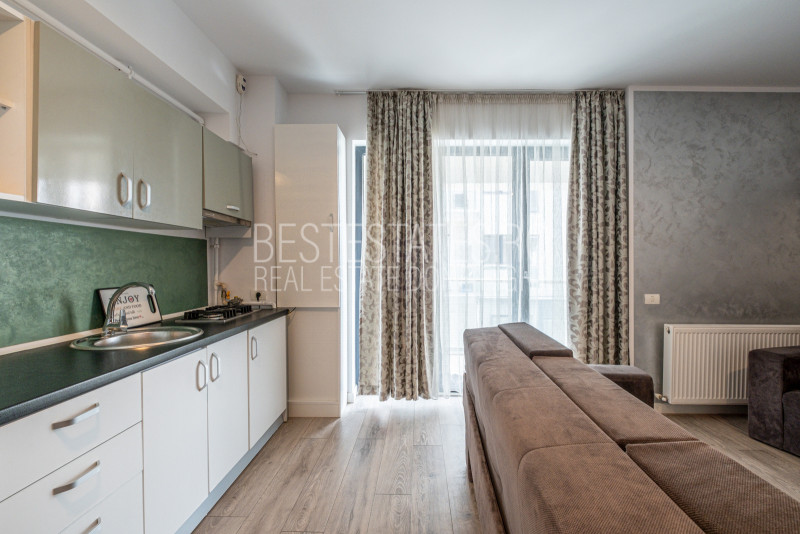 Apartament cu vedere dubla – mare si lac – in inima statiunii Mamaia