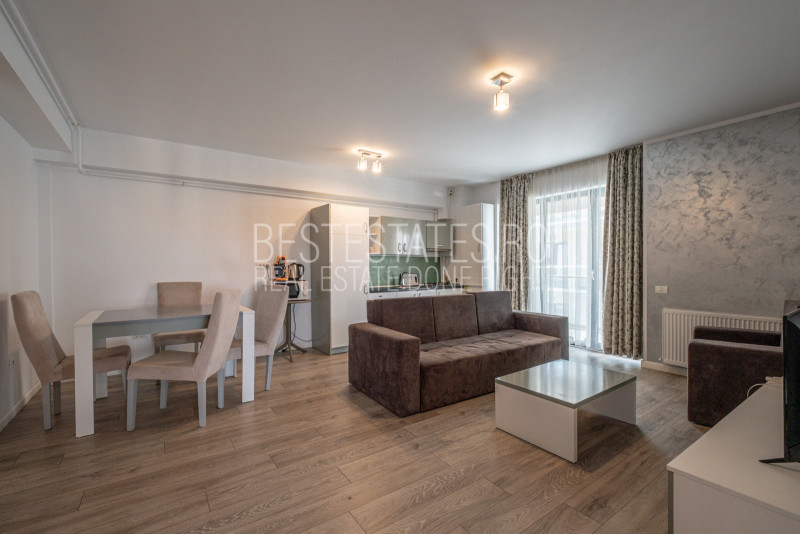 Apartament cu vedere dubla – mare si lac – in inima statiunii Mamaia
