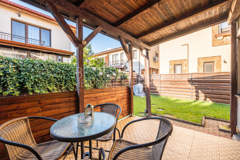 Otopeni, casa la pret de apartament -  complex rezidential