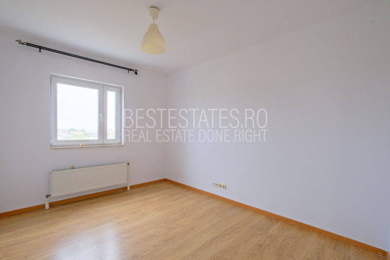 Apartament spațios 3 camere, 3bai, 2 locuri de parcare incluse