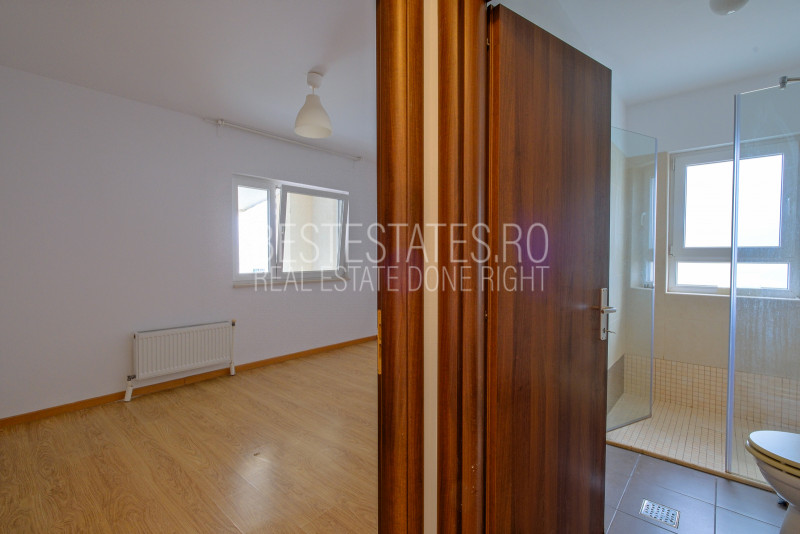 Apartament spațios 3 camere, 3bai, 2 locuri de parcare incluse
