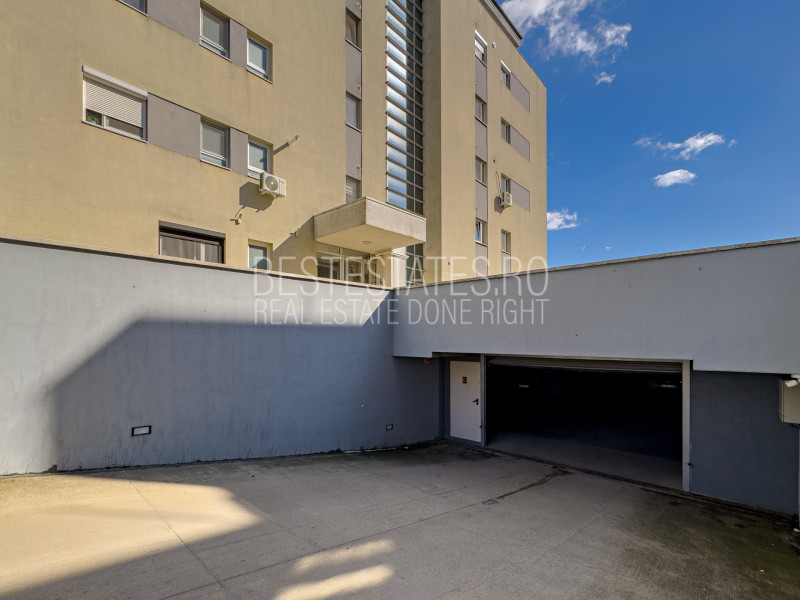 Apartament spațios 3 camere, 3bai, 2 locuri de parcare incluse
