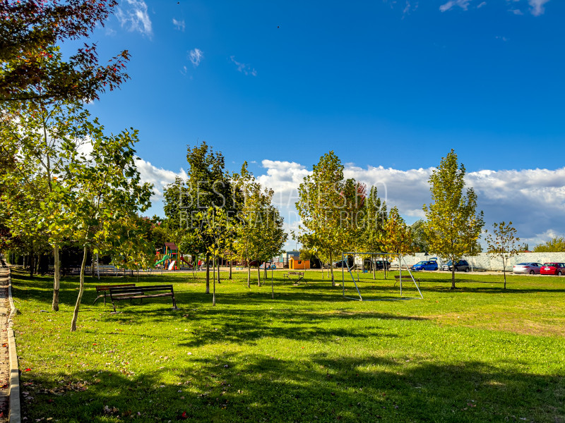 Apartament spațios 3 camere, 3bai, 2 locuri de parcare incluse