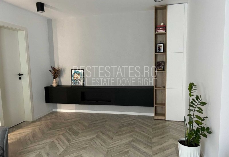 Vânzare apartament de 4 camere Calea Mosilor
