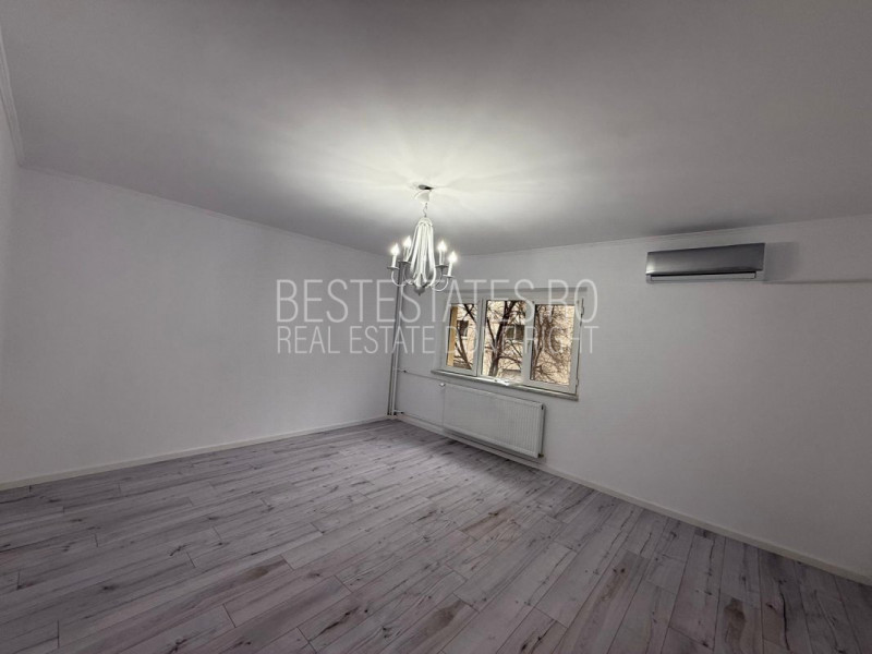 Apartament 3 camere, Nerva Traian, plan secund