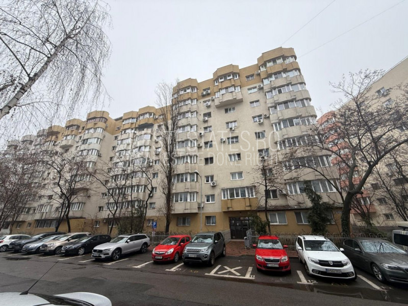 Apartament 3 camere, Nerva Traian, plan secund