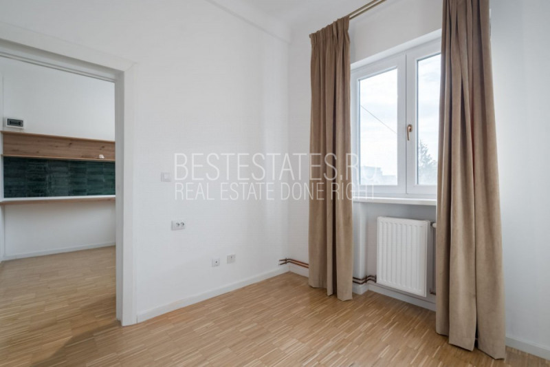 VAND APARTAMENT TREI CAMERE MAGNIFICE, SUPERB! APROAPE DE ORICE