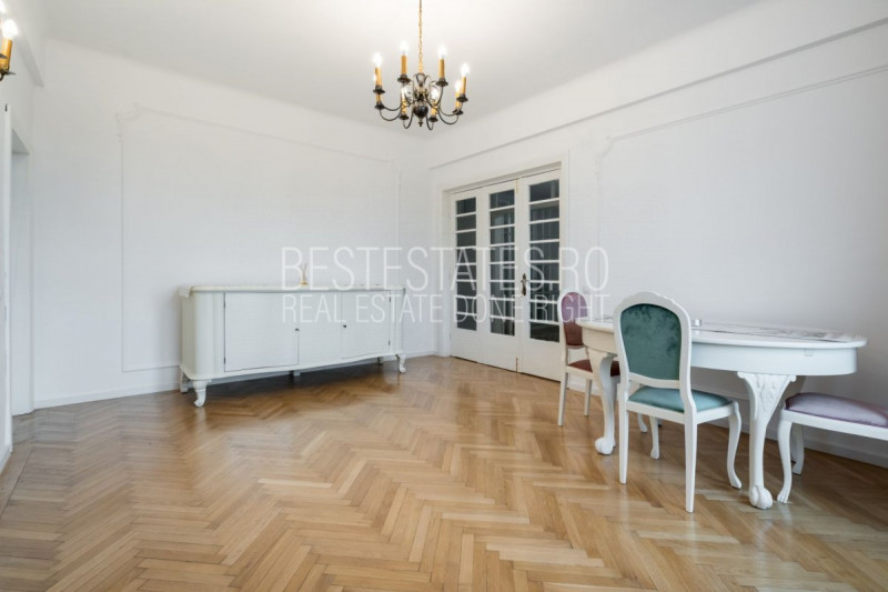 VAND APARTAMENT TREI CAMERE MAGNIFICE, SUPERB! APROAPE DE ORICE