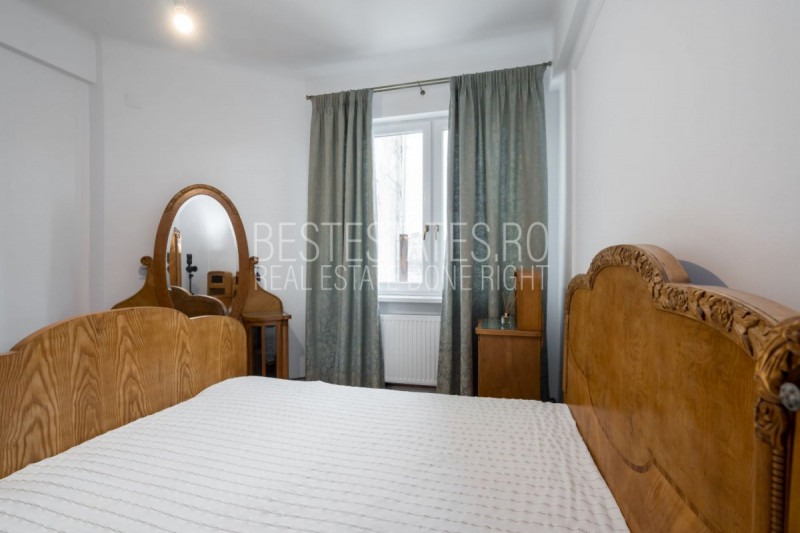 VAND APARTAMENT TREI CAMERE MAGNIFICE, SUPERB! APROAPE DE ORICE