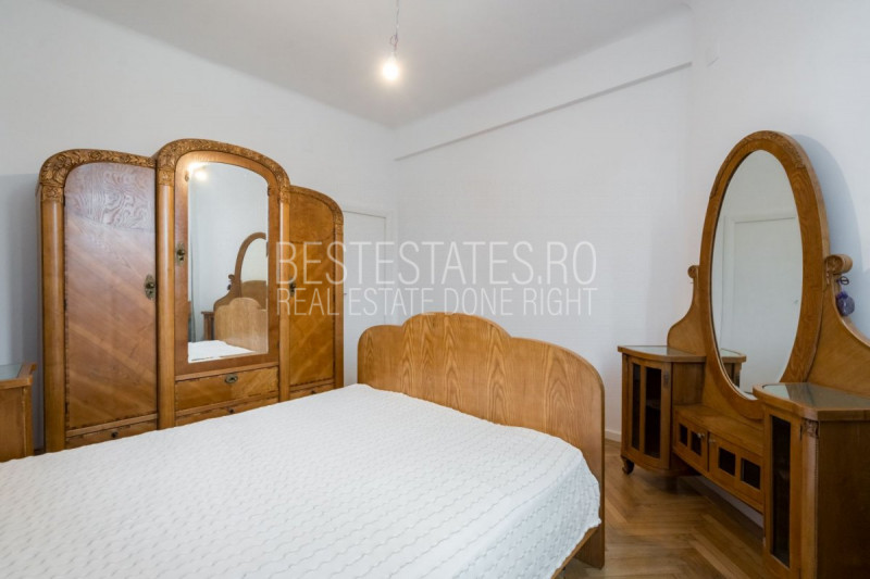 VAND APARTAMENT TREI CAMERE MAGNIFICE, SUPERB! APROAPE DE ORICE