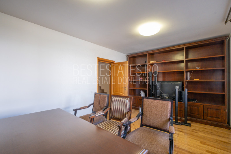 VILA DE LUX - DN1 - Liceul Francez