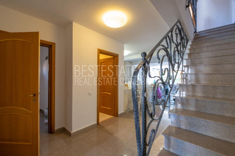 VILA DE LUX - DN1 - Liceul Francez