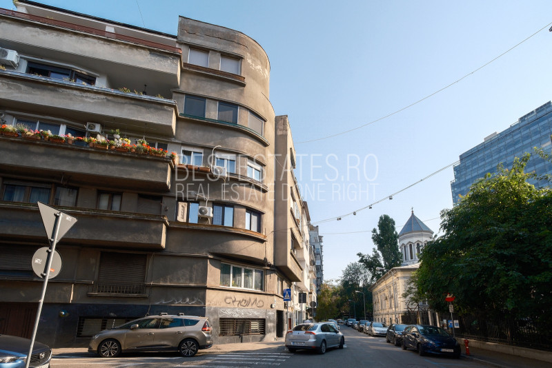 Armeneasca 144mp total, 5 camere si un garaj al tau