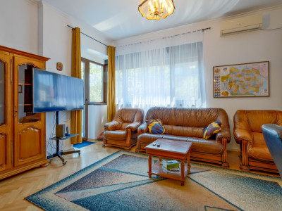 Apartament bd Dacia - Polona - garaj si boxa - pt birouri sau locuinta